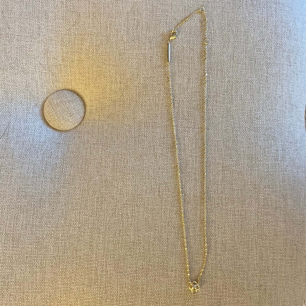 Classic Kendra Scott necklace!